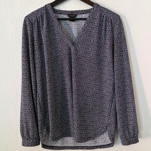 ANN TAYLOR Long Sleeve Blouse Geometric Print Size Small